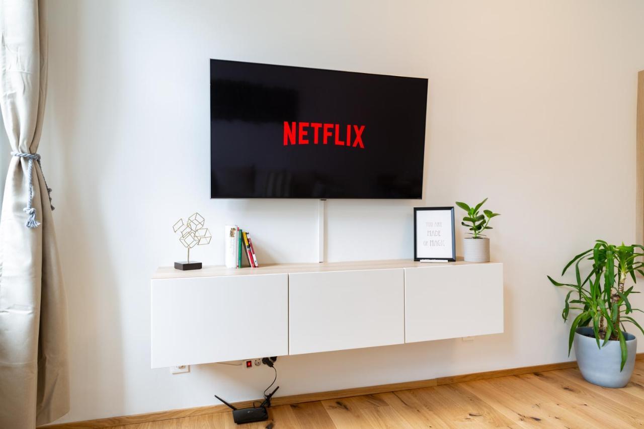 Apartment Cozy, Generous - 10 Min To City-centre - Contactless 24h Check-in *