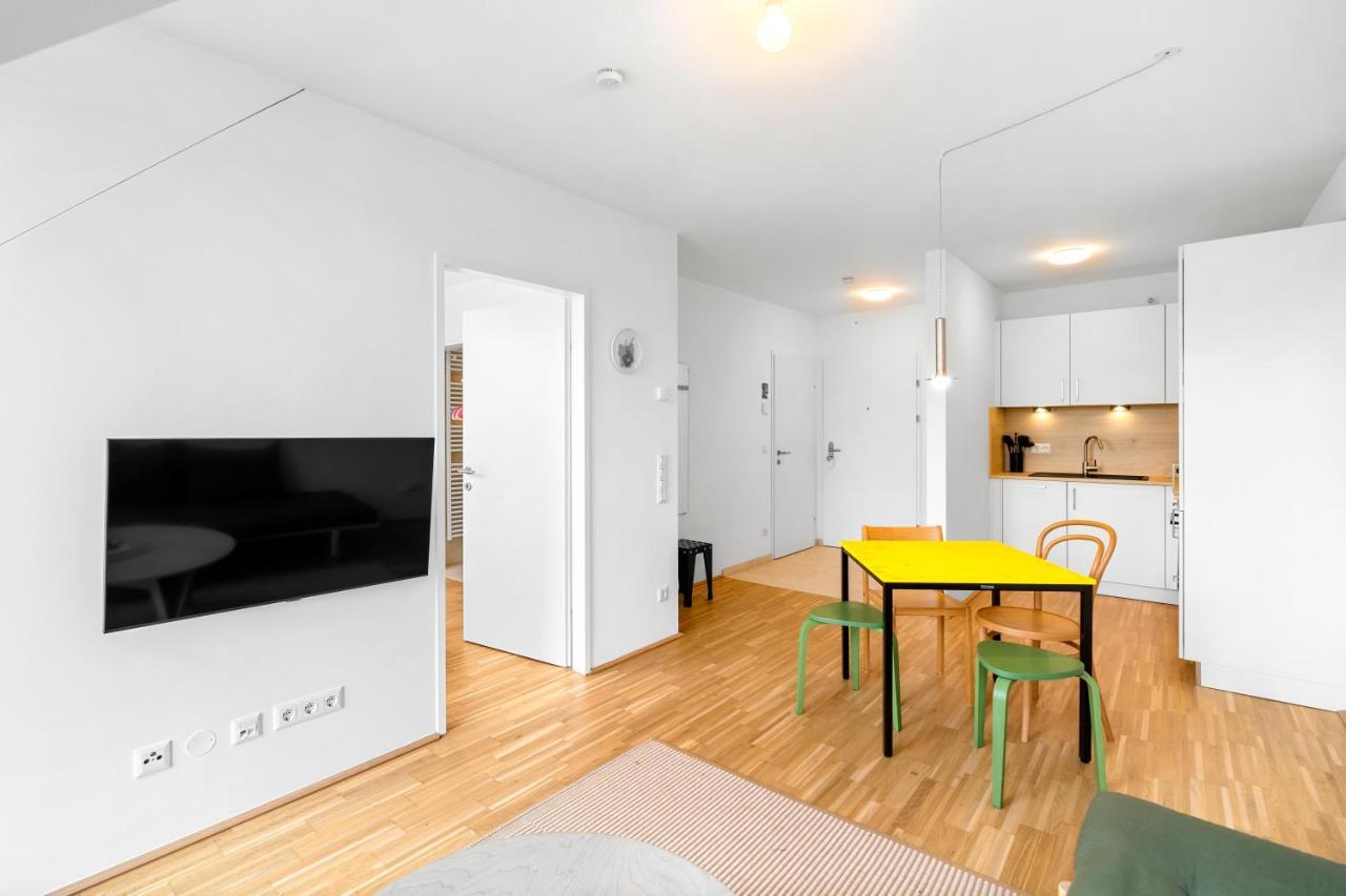Ding Design In Brigittenau Apartamento