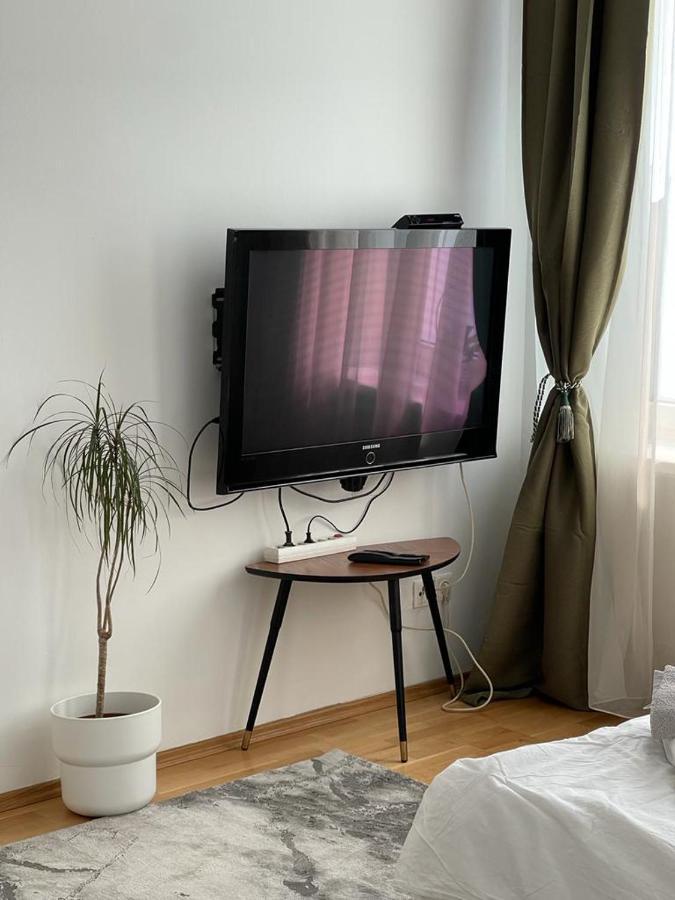 2 Apartamento *