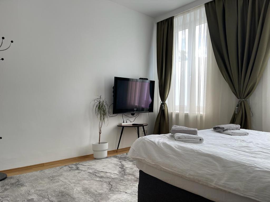 2 Apartamento *