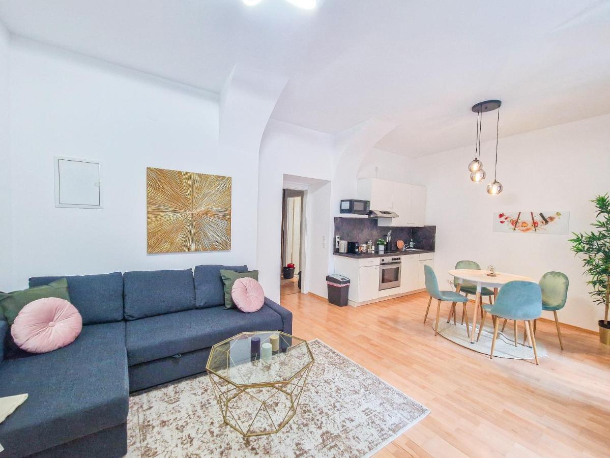 Feelhome - Design Fur 4 Gaste - Smart Tv - Naschmarkt Apartment
