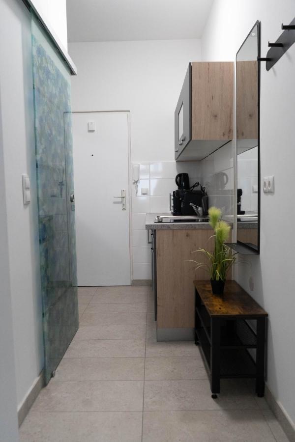 Wonderful, Modern Center