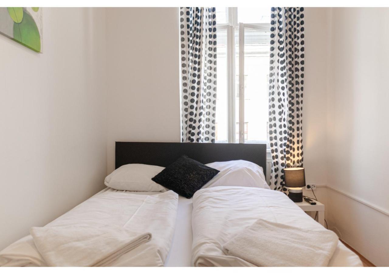 Apartment Sweet 3br Shared Near Wiener Stadthalle &