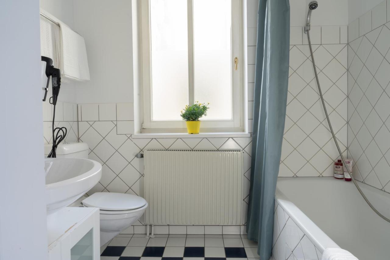 180m2 Penthouse, Luxury Next To Karlskirche And Parking Included