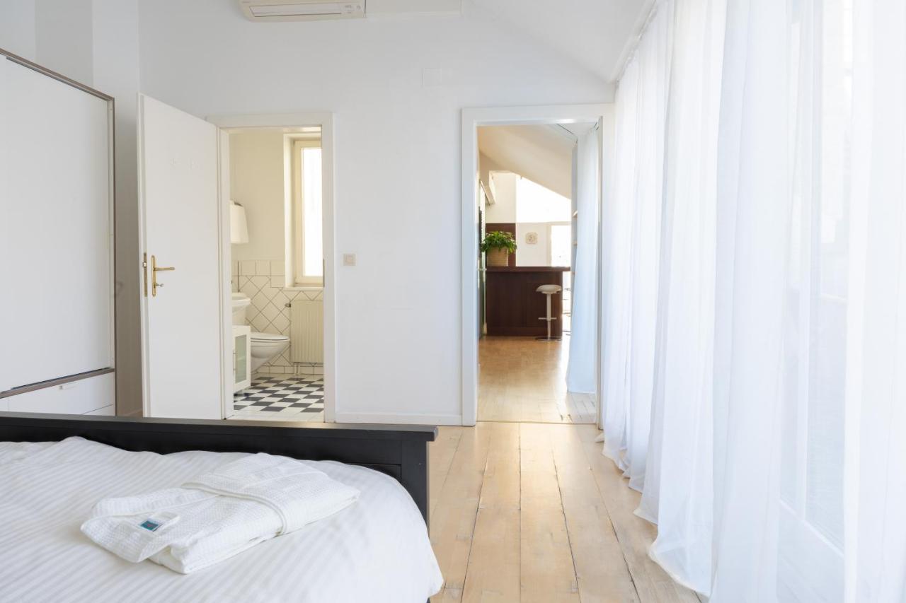 180m2 Penthouse, Luxury Next To Karlskirche And Parking Included Apartamento *