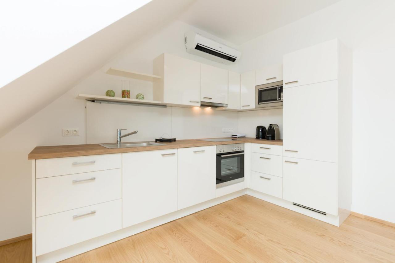 Riverside Residences Apartment *