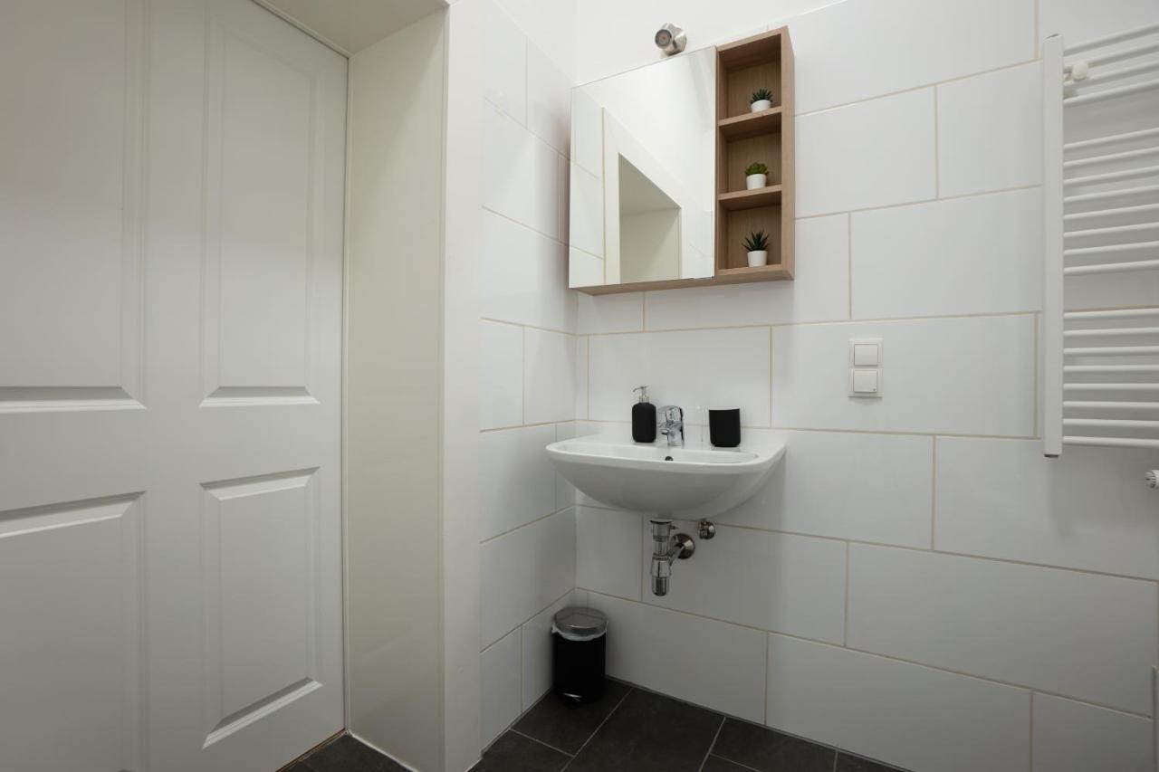 Modern Hotel-styled In The Second District Of Vienna. Apartment *