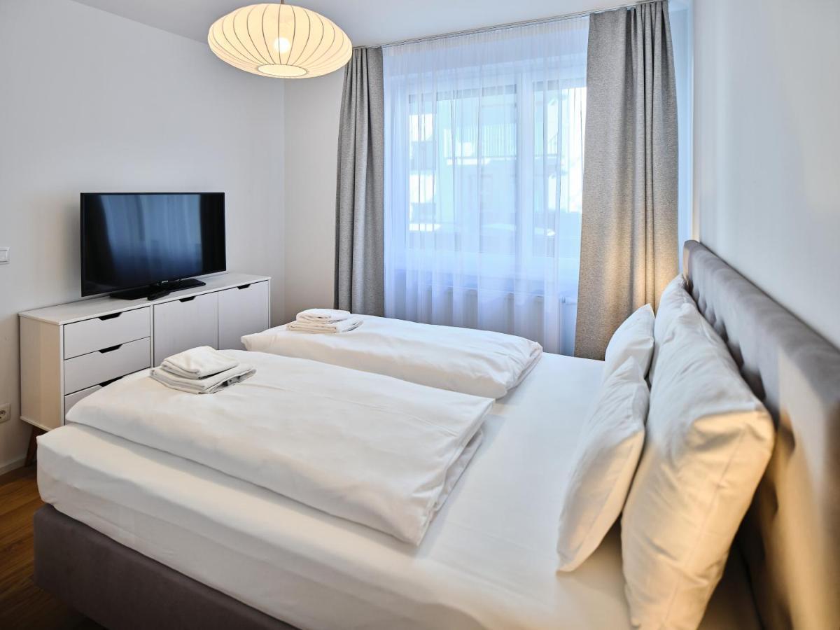 Myfavorit - Spacious Next To Puplic Transport U1 Direct Connection To Citycenter