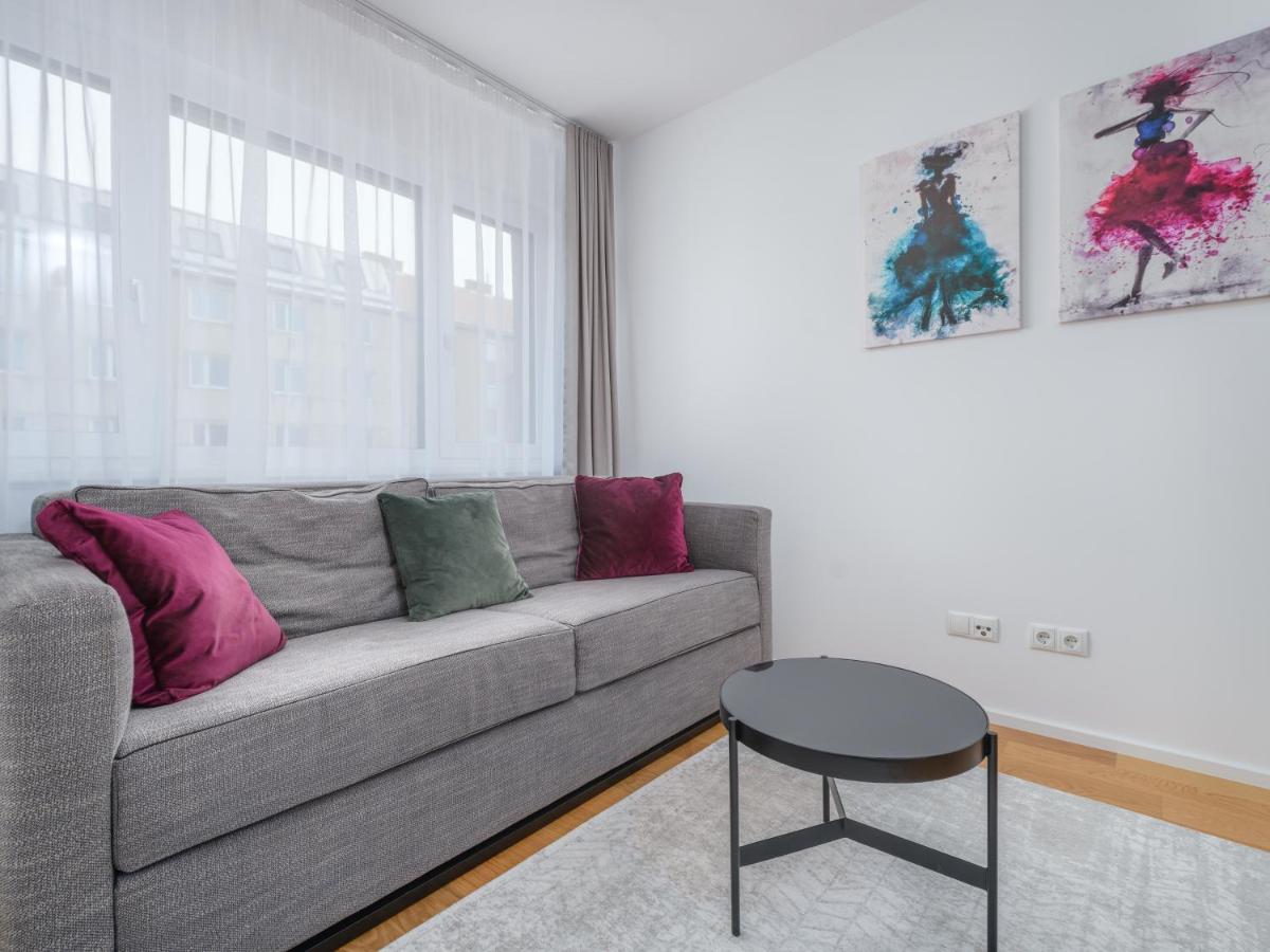 Apartment Myfavorit - Spacious Next To Puplic Transport U1 Direct Connection To Citycenter *
