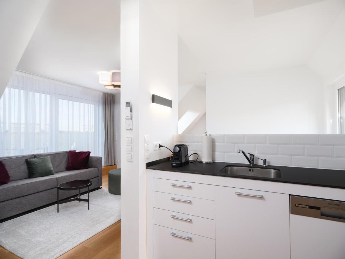Myfavorit - Spacious Next To Puplic Transport U1 Direct Connection To Citycenter *