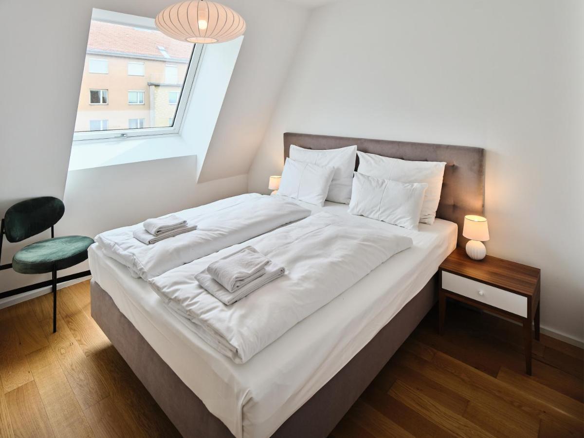 Myfavorit - Spacious Next To Puplic Transport U1 Direct Connection To Citycenter Wien