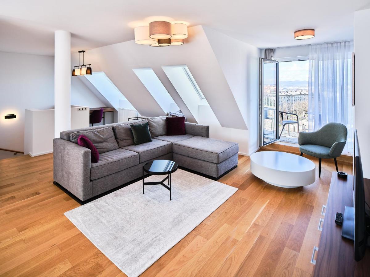Myfavorit - Spacious Next To Puplic Transport U1 Direct Connection To Citycenter *