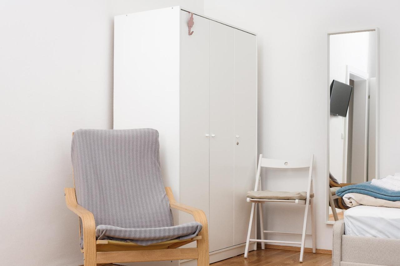 Apartment Malixa - In The Heart Of Next To Metro