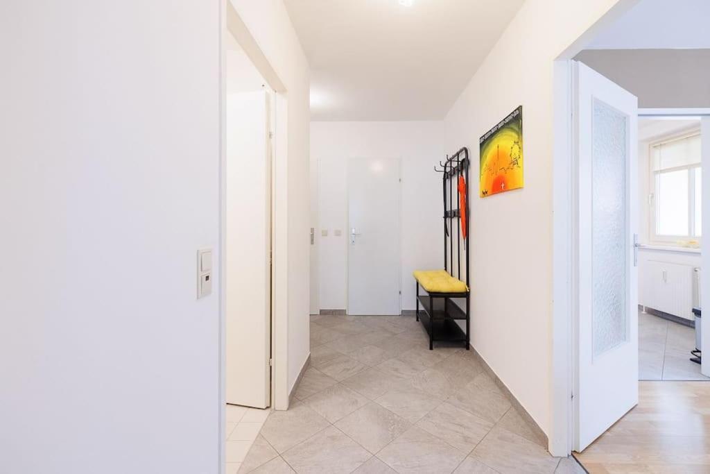 New! Cozy & Lovely In The 3rd District Apartment *