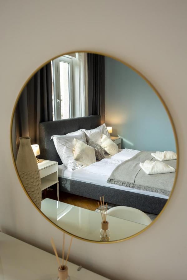 Turquoise Inspired Deluxe Centrally Located Apartment Vienna