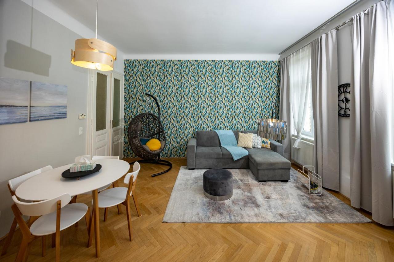 Turquoise Inspired Deluxe Centrally Located * Vienna