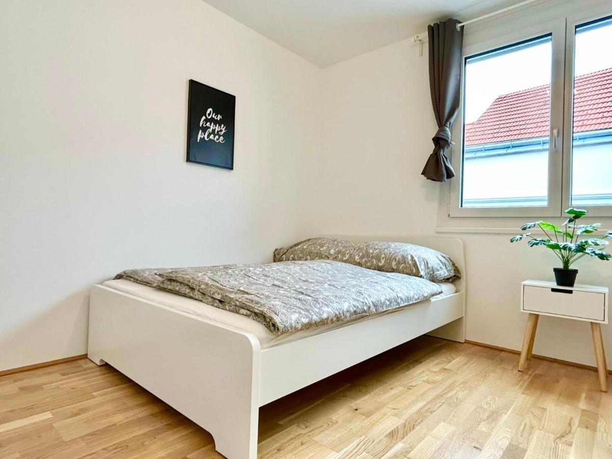 80 M2 - Terrace - Free Parking Apartment *