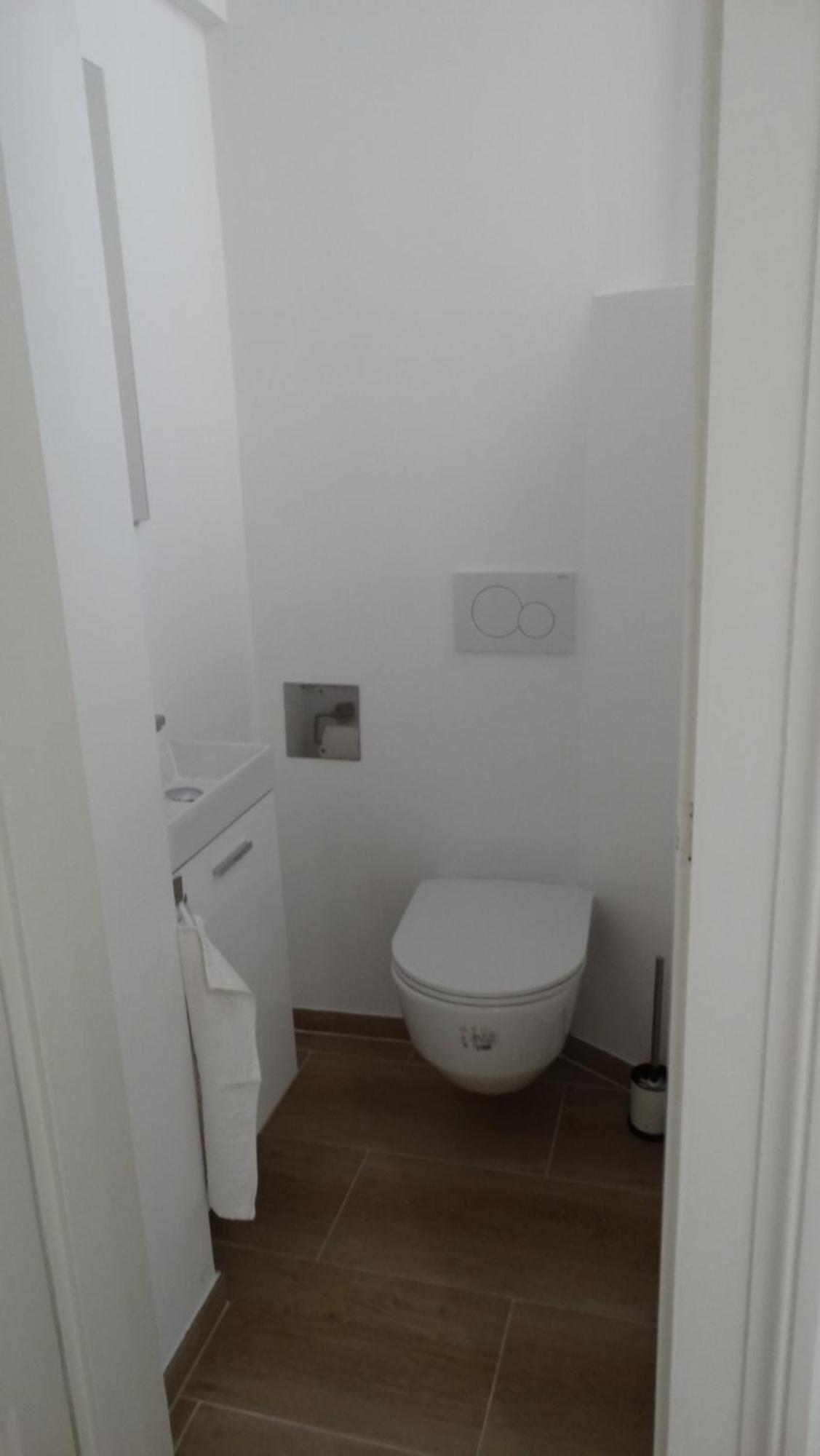 Ruhige Art-garconniere Mit Balkon Apartment *