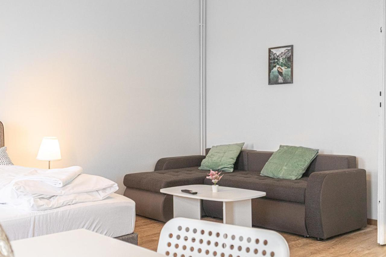 Welcoming 2br Apt. Near Akh- Perfect For Longstays