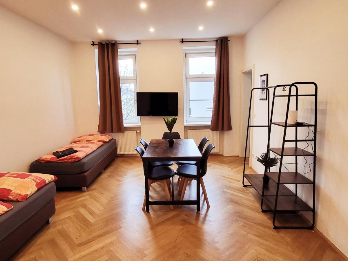 Donaufelder Apartment Vienna