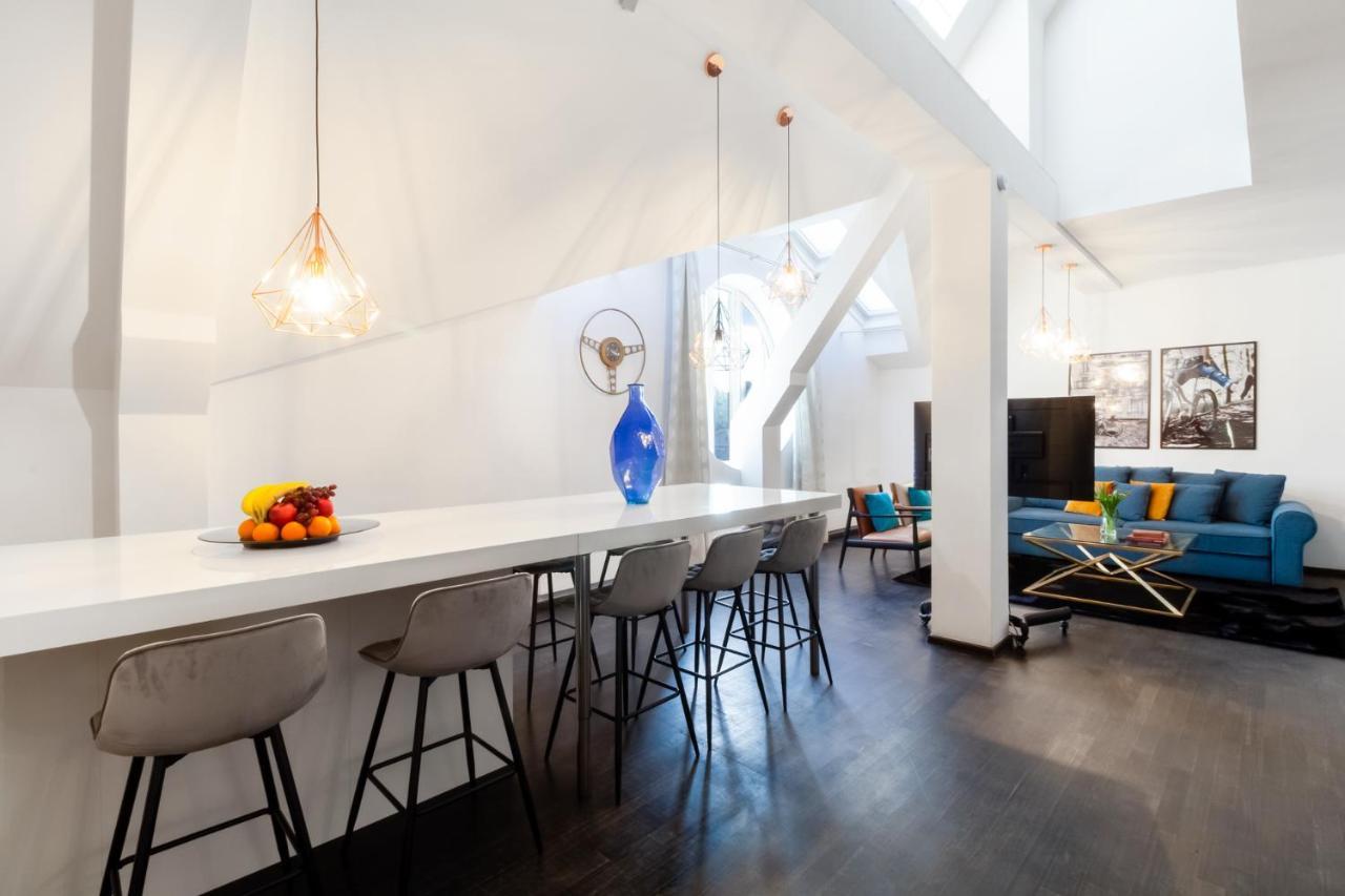 Extraordinary Center @stephansplatz Apartment Vienna
