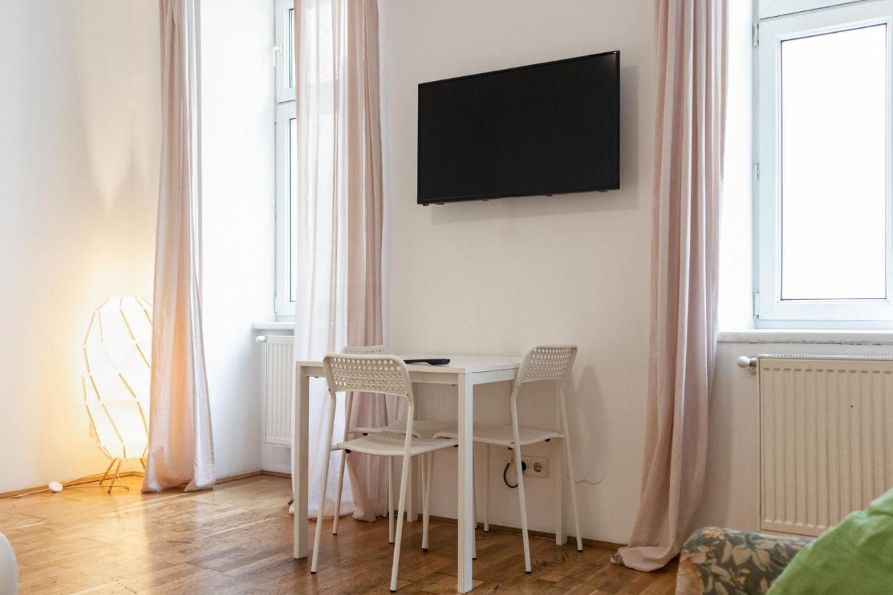 Apartment Spacious 3br Next To Belvedere Perfect For Long Vienna