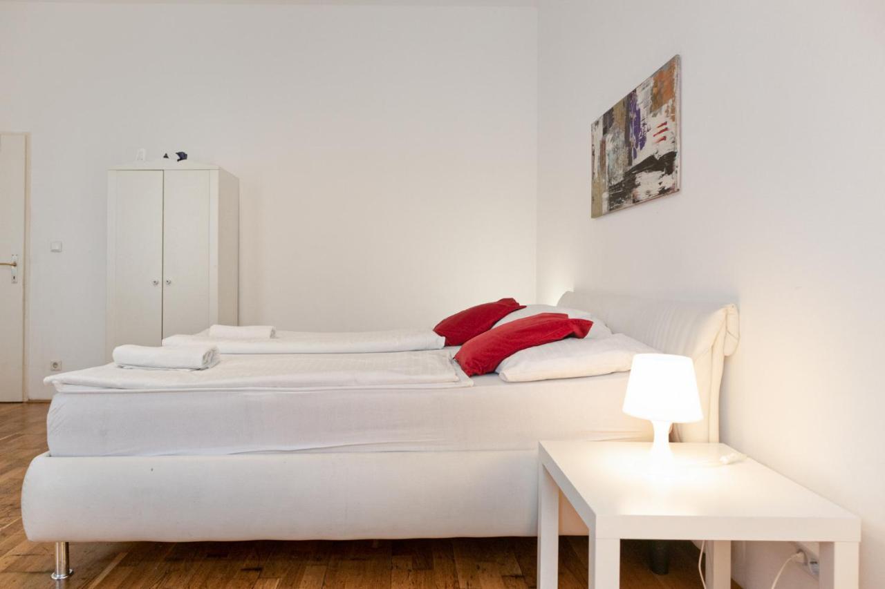 Spacious 3br Next To Belvedere Perfect For Long Apartment Vienna