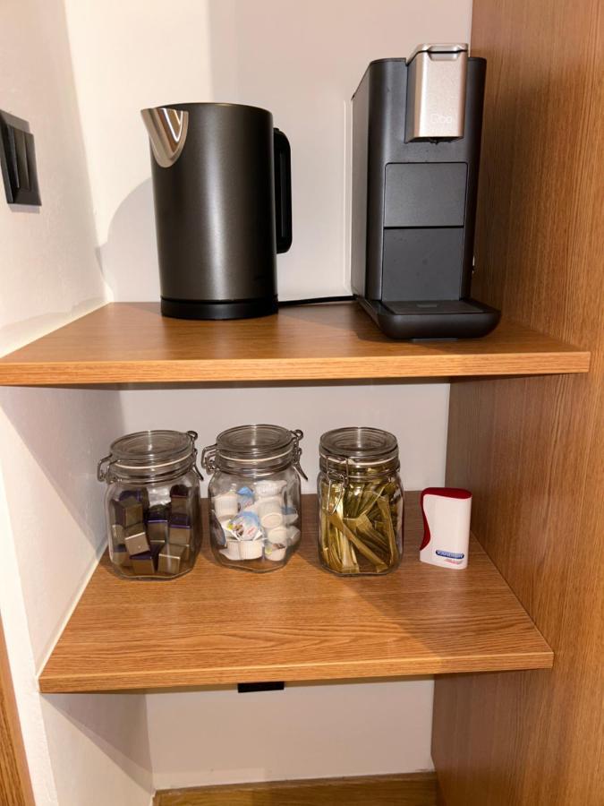 Deluxe Favoriten Apartamento *