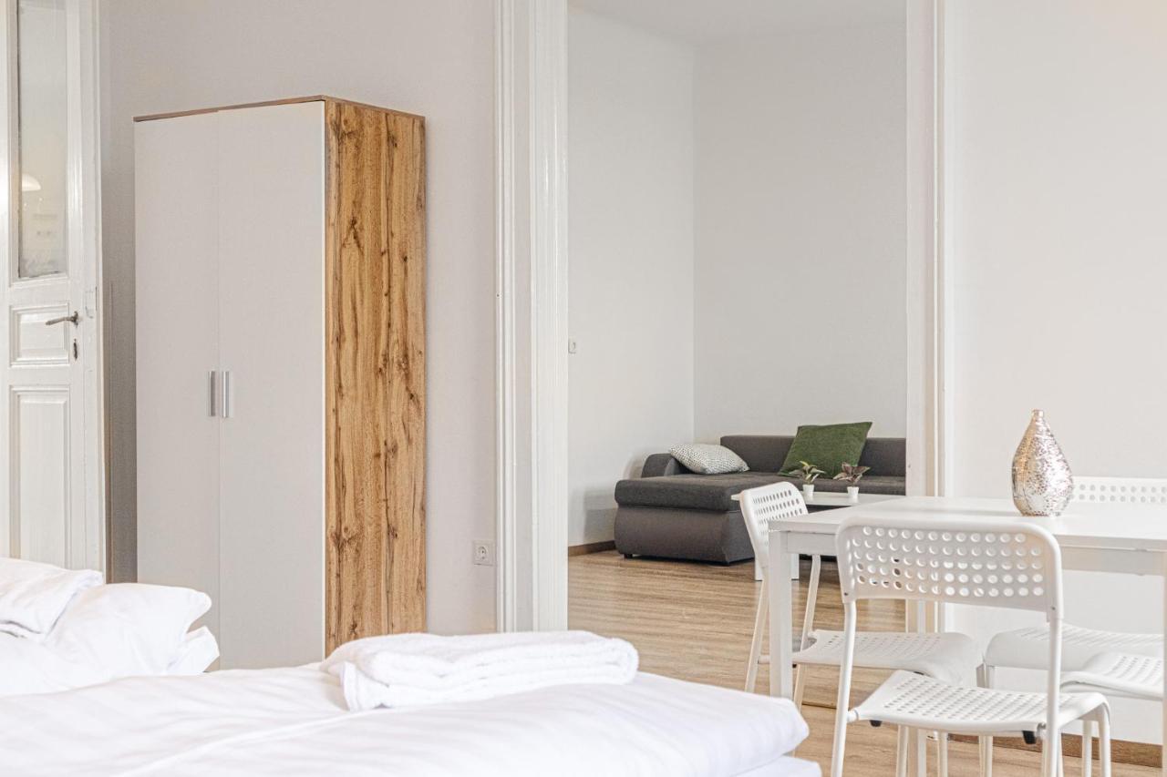 Apartment Welcoming 2br Apt. Near Akh- Perfect For Longstays Wien