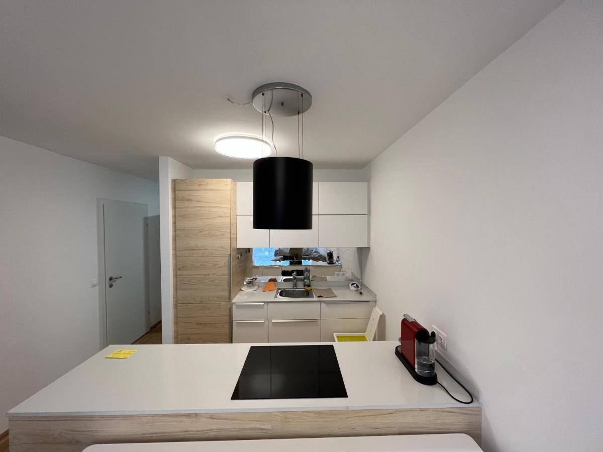 - Favoriten Apartment *