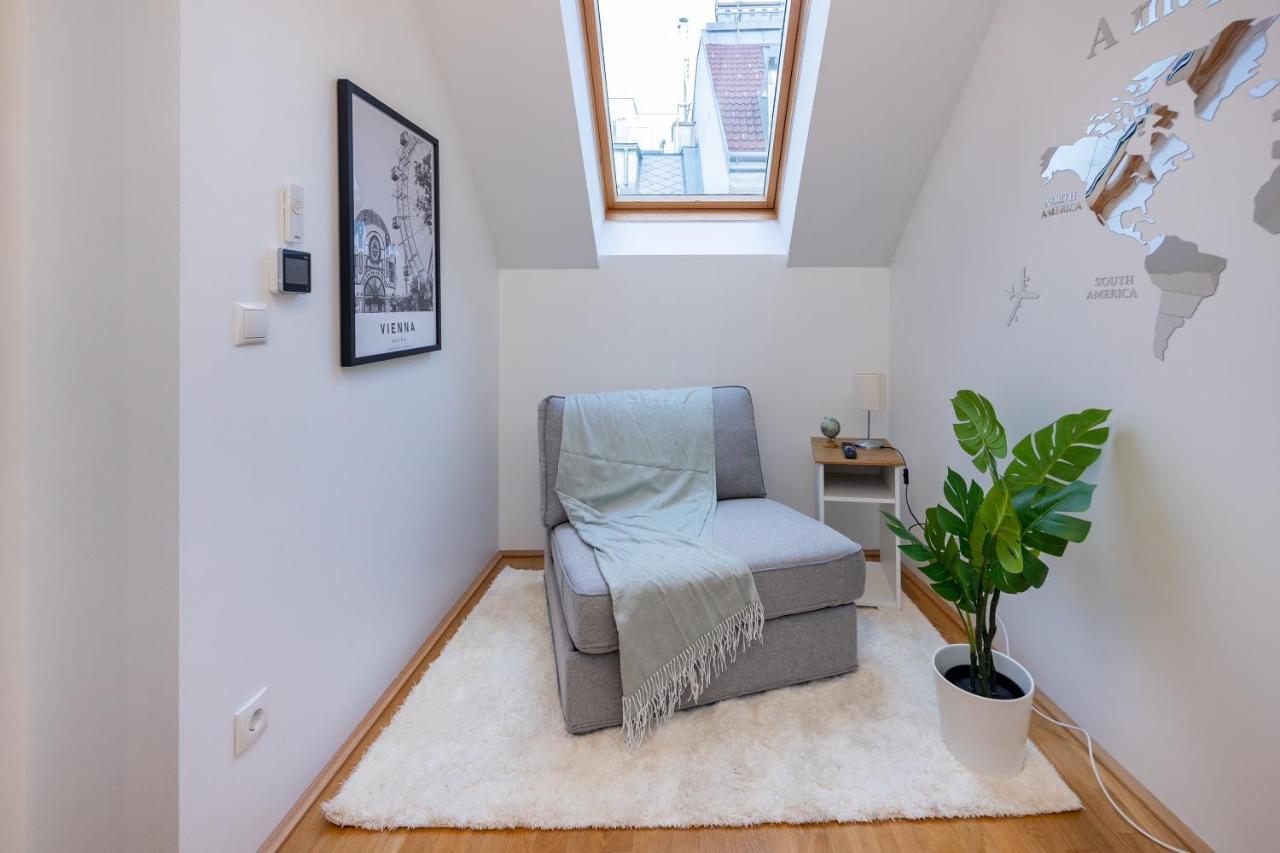 Rooftop Cozy Near Innerstadt With Ac Wien