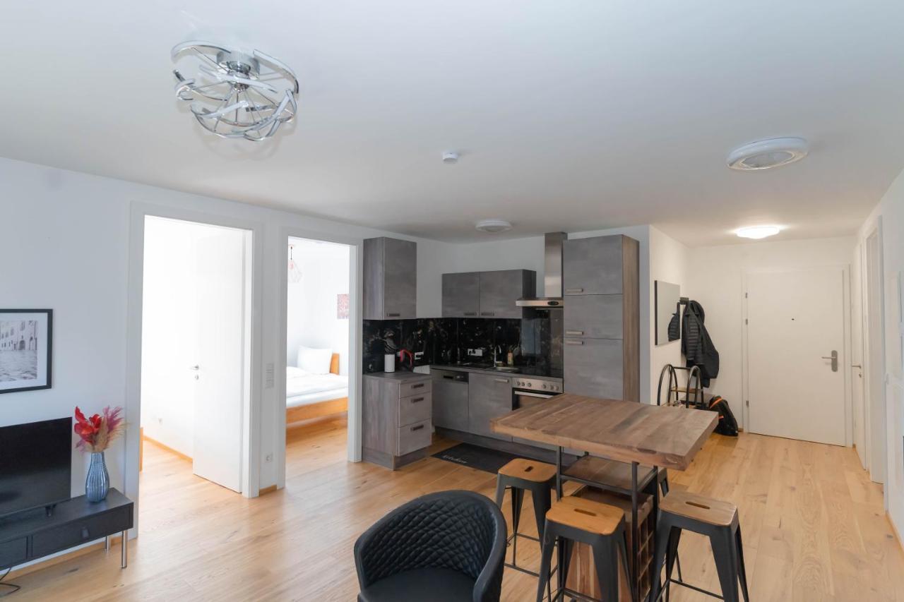 Luxurious With Big Balcony Near Center Apartment Wien
