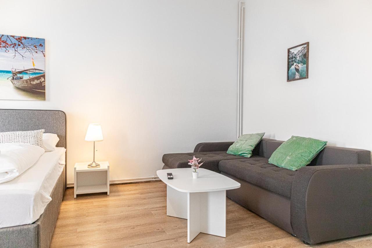 Apartment Welcoming 2br Apt. Near Akh- Perfect For Longstays *