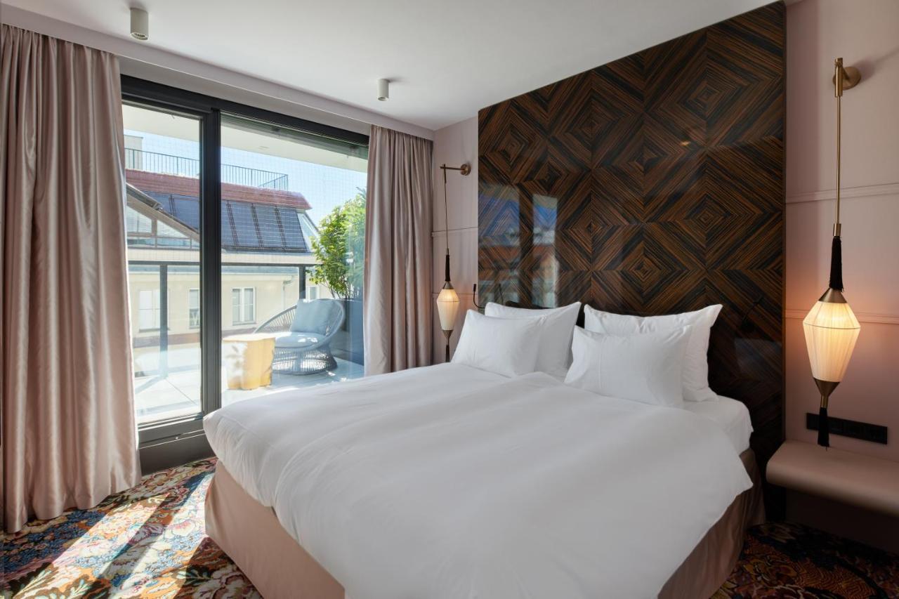 Hotel Topazz & Lamee