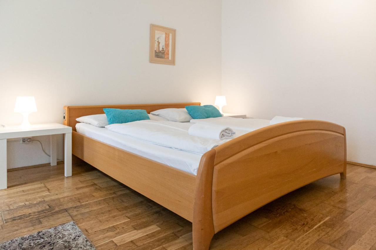 Spacious 3br Next To Belvedere Perfect For Long *