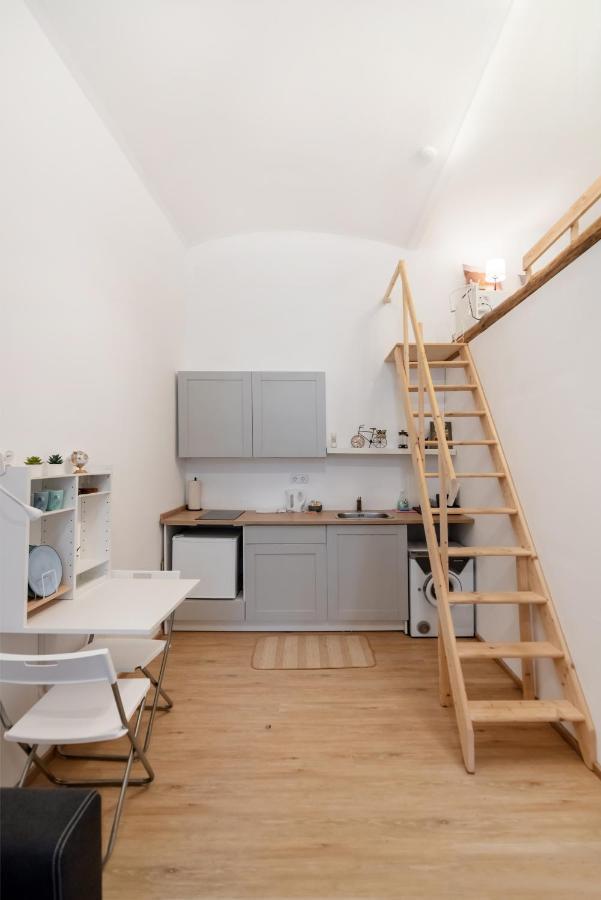 Klein, Aber Fein In Zentraler Ruhelage Vienna