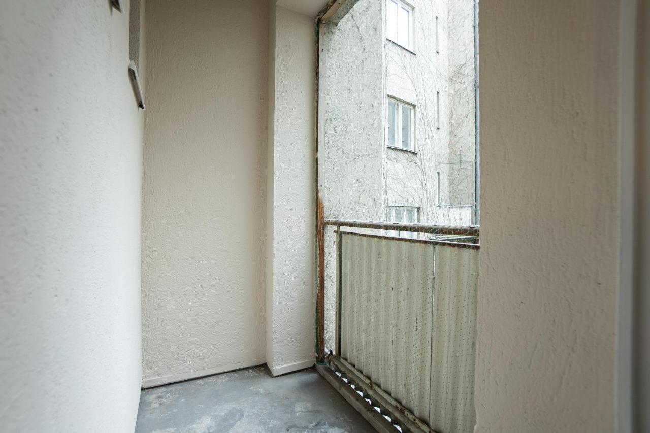 Appartamento A 2-bedroom With A King-size Bed And A Balcony Is Located Just A 15-minute Walk From Stephansplatz. Vienna
