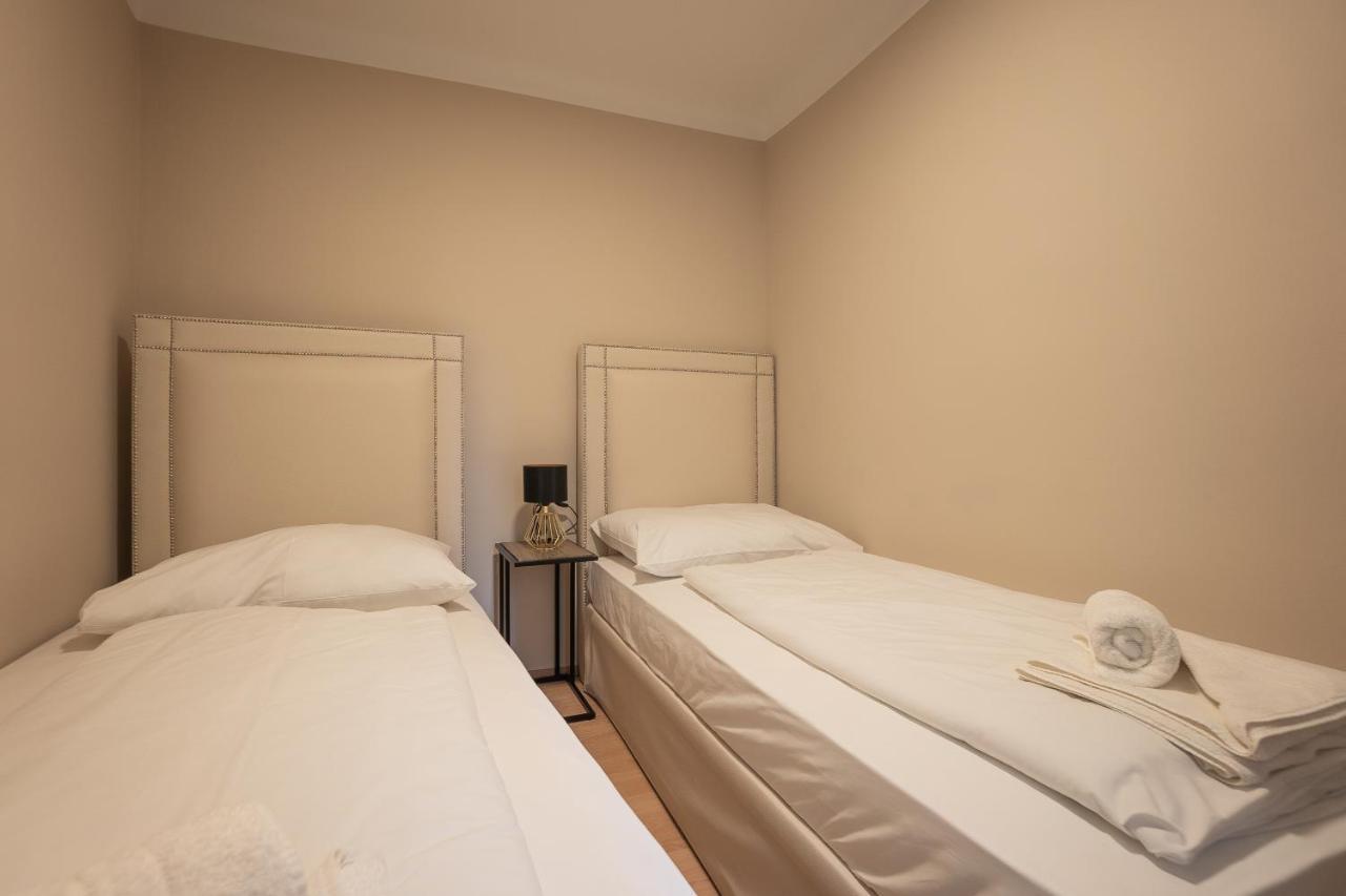 Appartamento A 2-bedroom With A King-size Bed And A Balcony Is Located Just A 15-minute Walk From Stephansplatz.