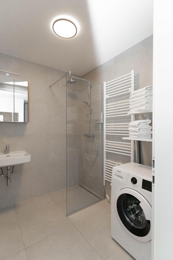 Luxurious With Big Balcony Near Center Apartment *