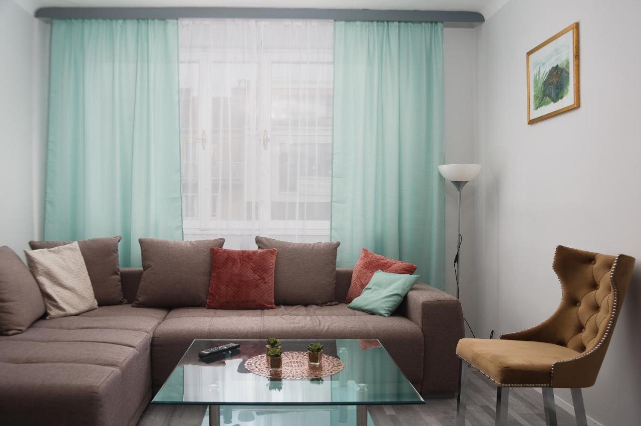 Brand-new 2bd Close To Shopping Street In Schonbrunn Apartment