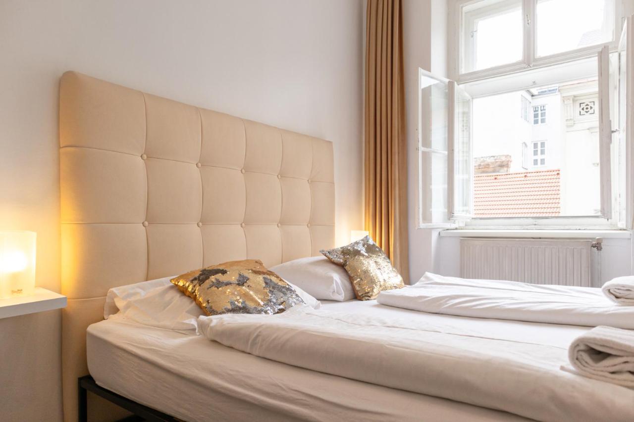 2 Pleasant Flats - Perfect For Long * Vienna