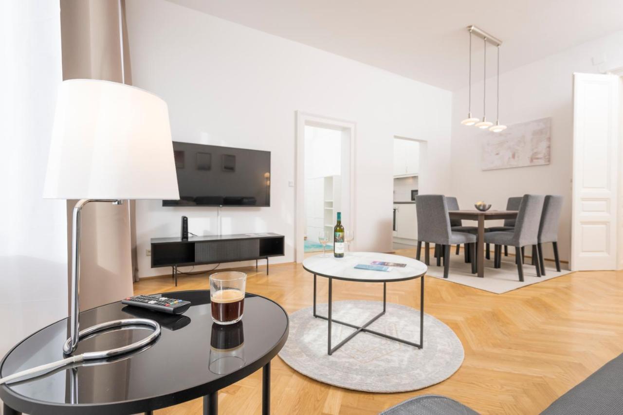 Luxury Liechtenstein Apartment *