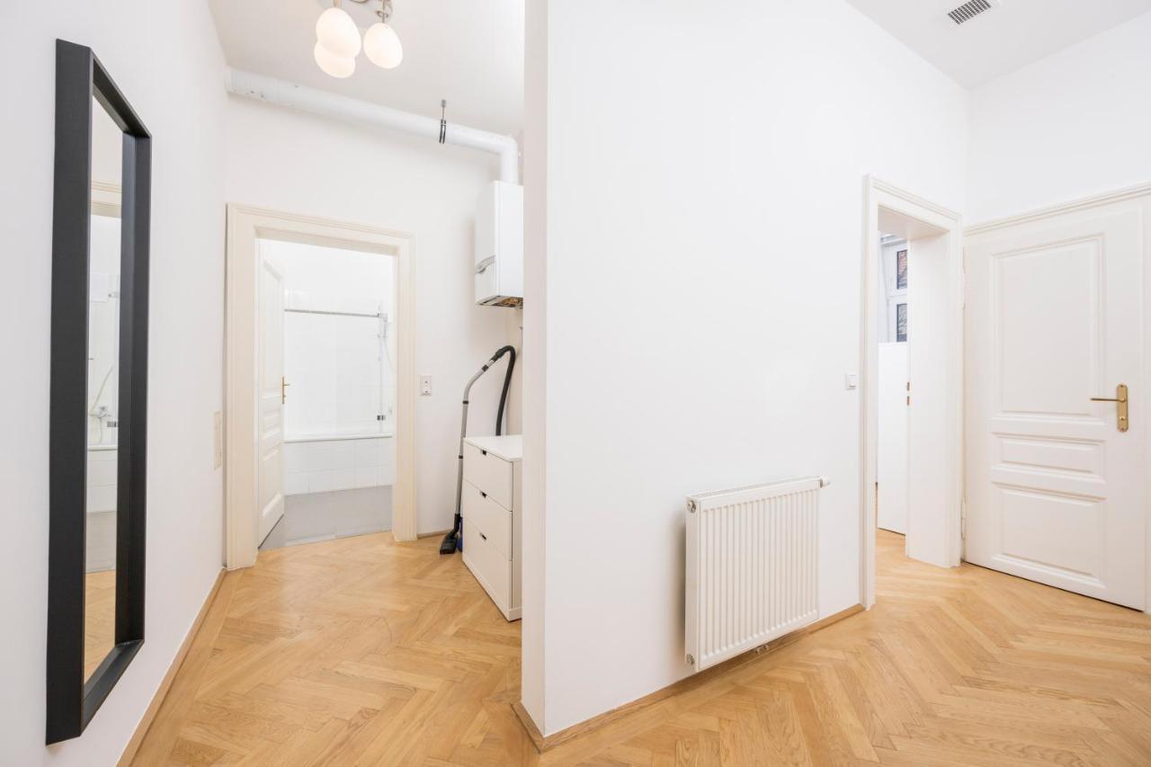 Luxus Maisonette Liechtenstein By Ichbucheat Wien
