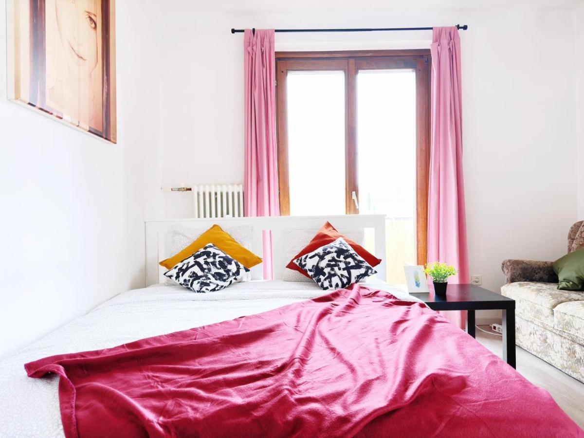 Apartment Nr 1 With 2 Balconies 3 Bedrooms Near Main Train Station *