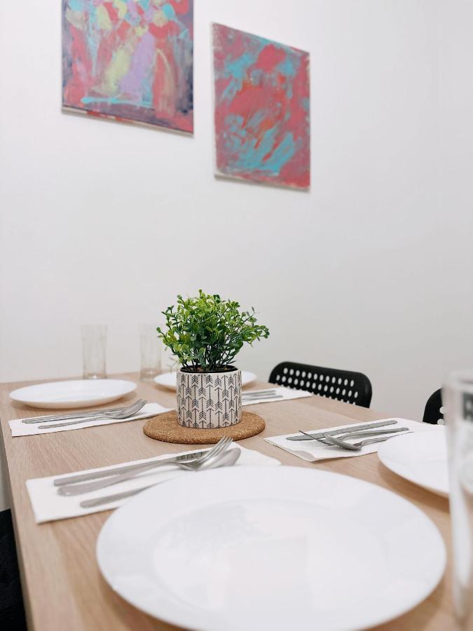 Charming 3 Bedrooms Near Station Apartment Wien
