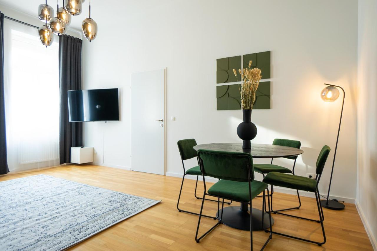 Apartment Belvedere Castle View: Chic Vienna