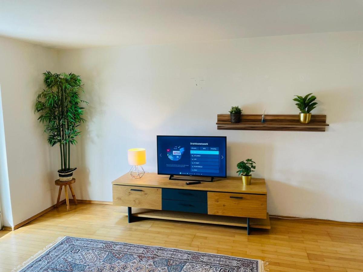 In City-center Near U6, And Thaliastrasse Apartment *