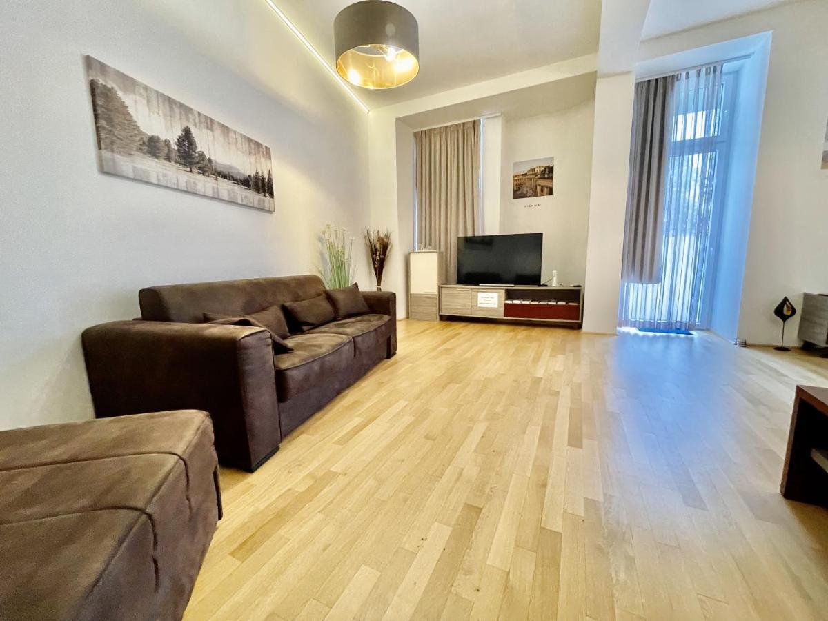 Apartment 7 Wien