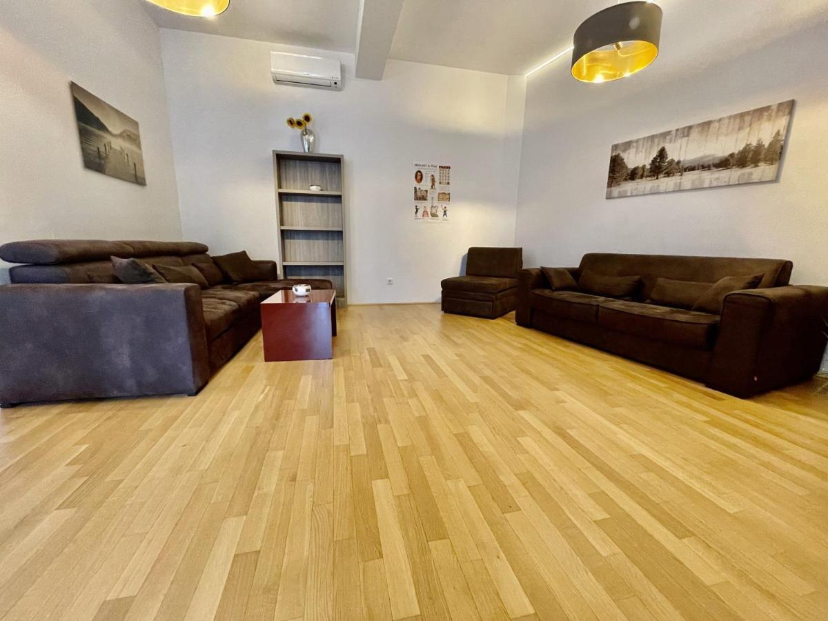 7 Apartment