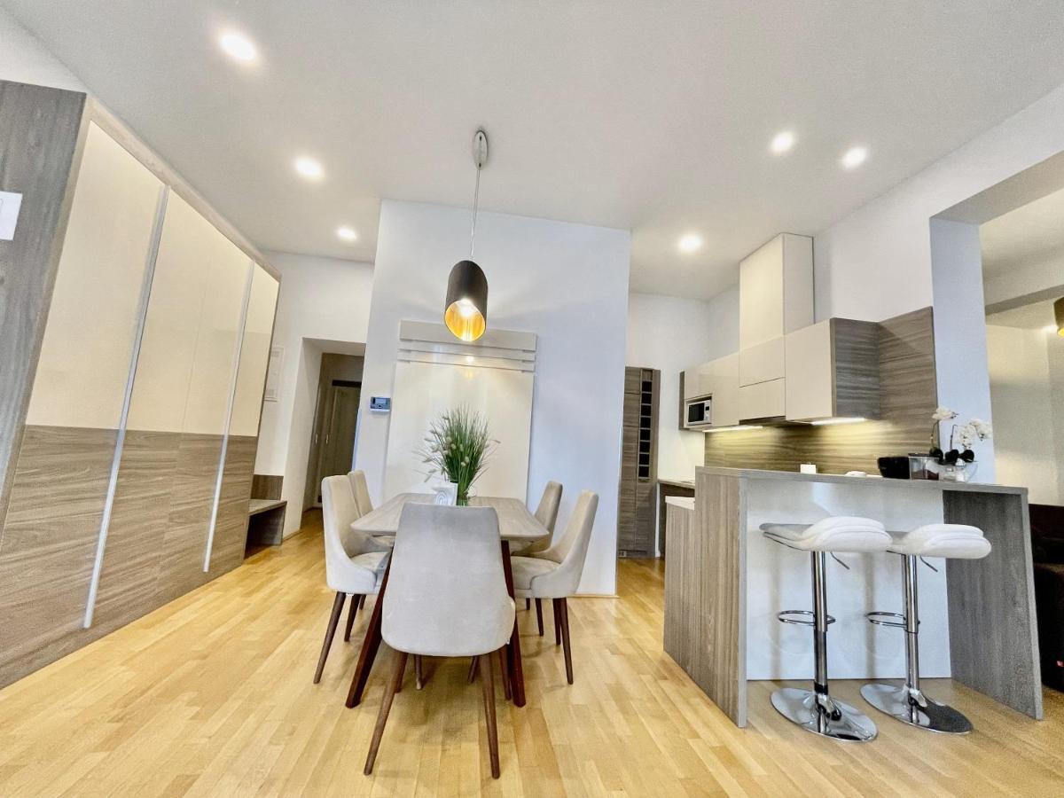 Apartment 7 *